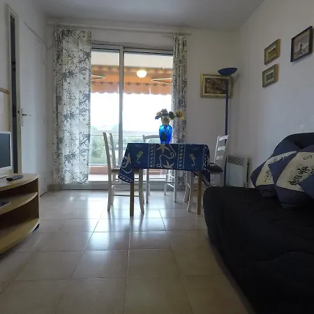 Apartamento Immerso Nel Verde Con Piscina Antibes