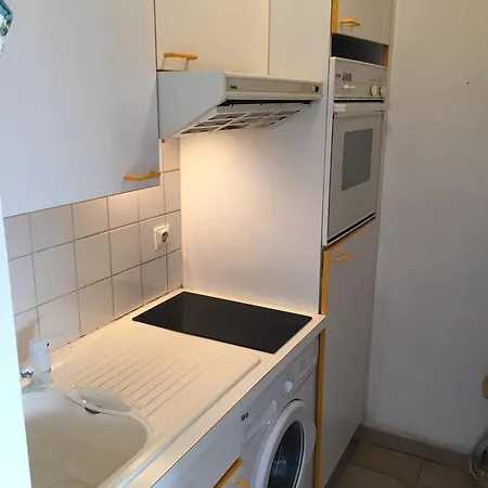 Immerso Nel Verde Con Piscina Apartamento Antibes
